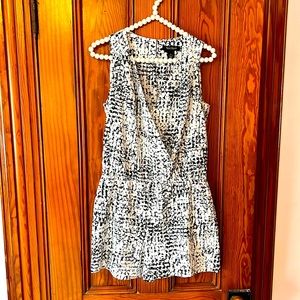 WHBM black and white romper w pockets!